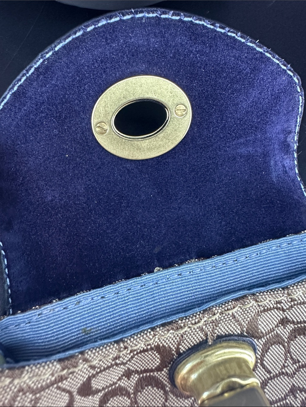 Rare Vintage 2006 Coach Micro SoHo Bag Charm Turnlock Mini Pouch Wristlet Y2K - Picture 4 of 10